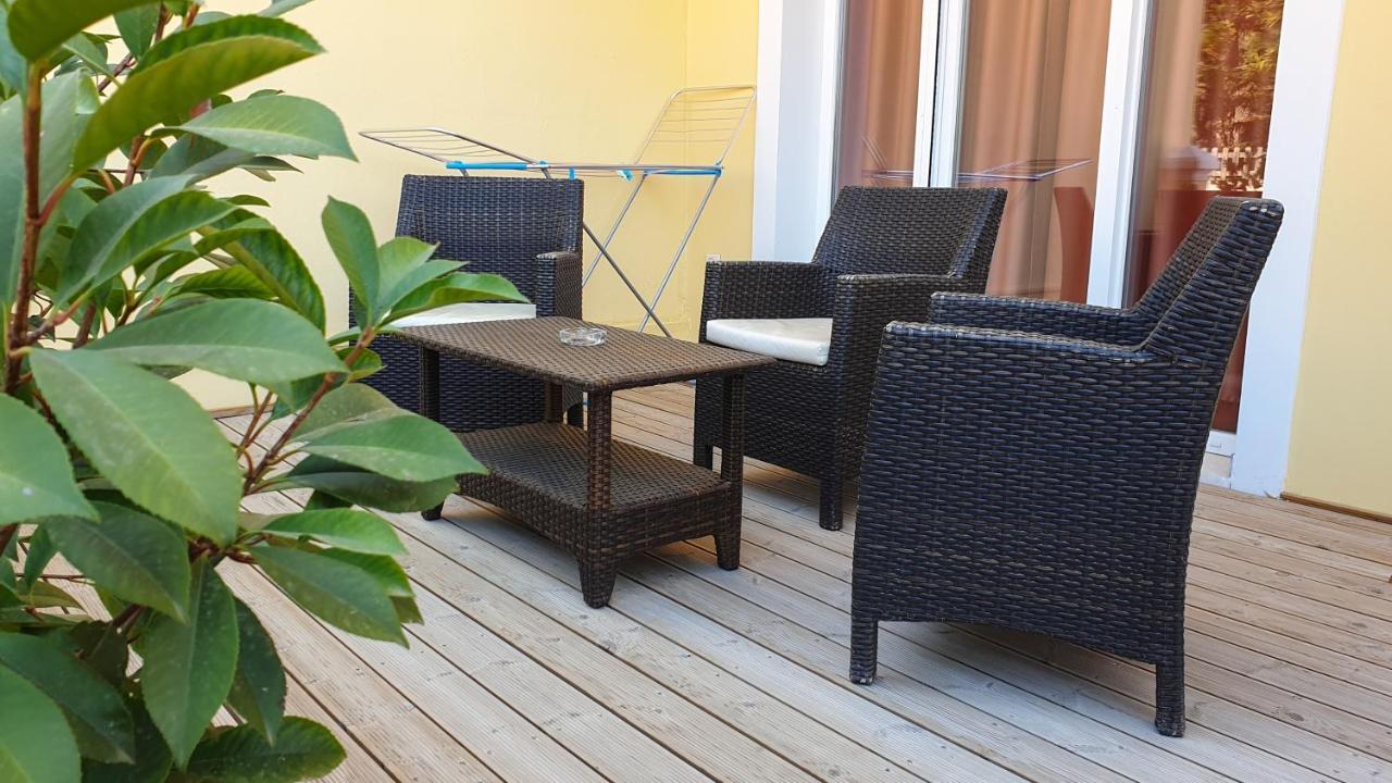 Helen Apartments & Studios Agios Stefanos Avliotes  Extérieur photo