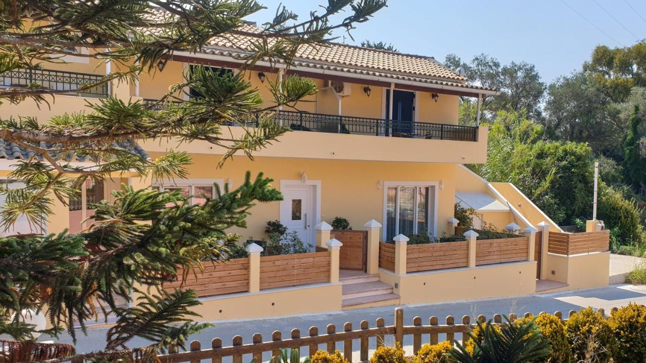 Helen Apartments & Studios Agios Stefanos Avliotes  Extérieur photo