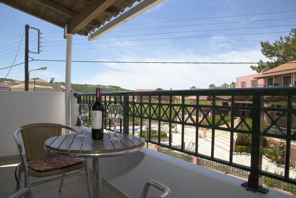 Helen Apartments & Studios Agios Stefanos Avliotes  Extérieur photo