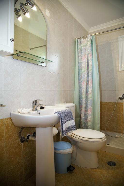 Helen Apartments & Studios Agios Stefanos Avliotes  Extérieur photo